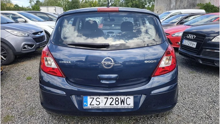 OPEL Corsa -