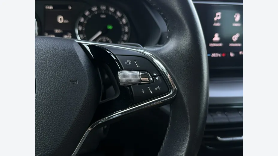 SKODA Octavia -