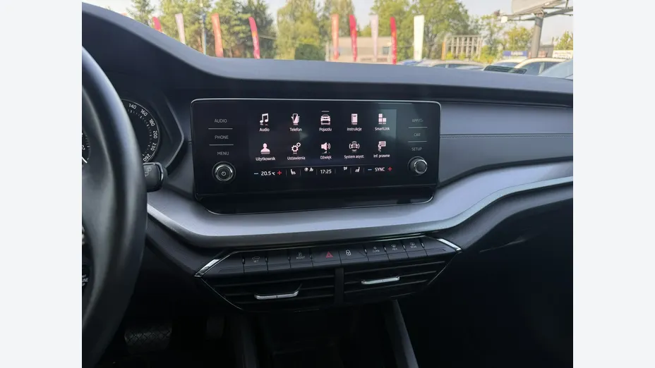 SKODA Octavia -