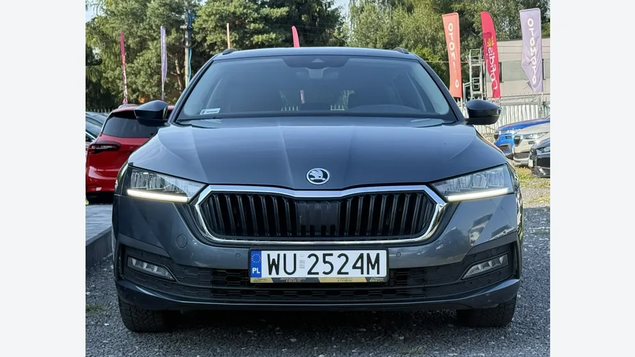 SKODA Octavia -