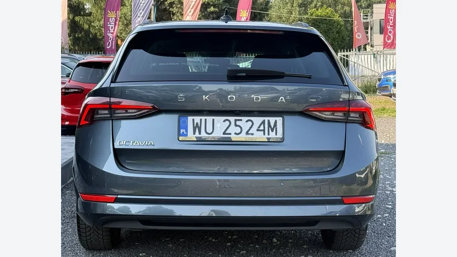 SKODA Octavia -