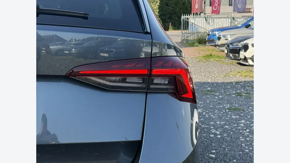 SKODA Octavia -