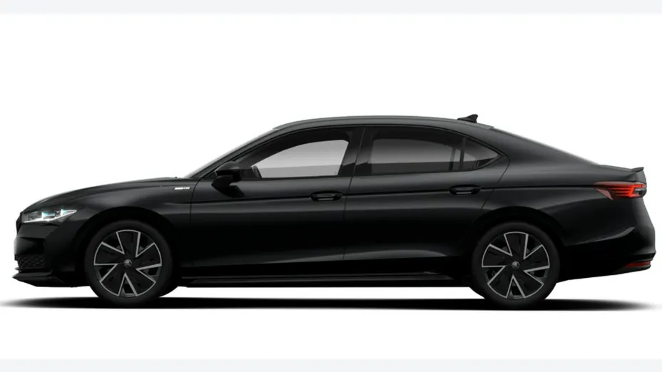 SKODA Superb -