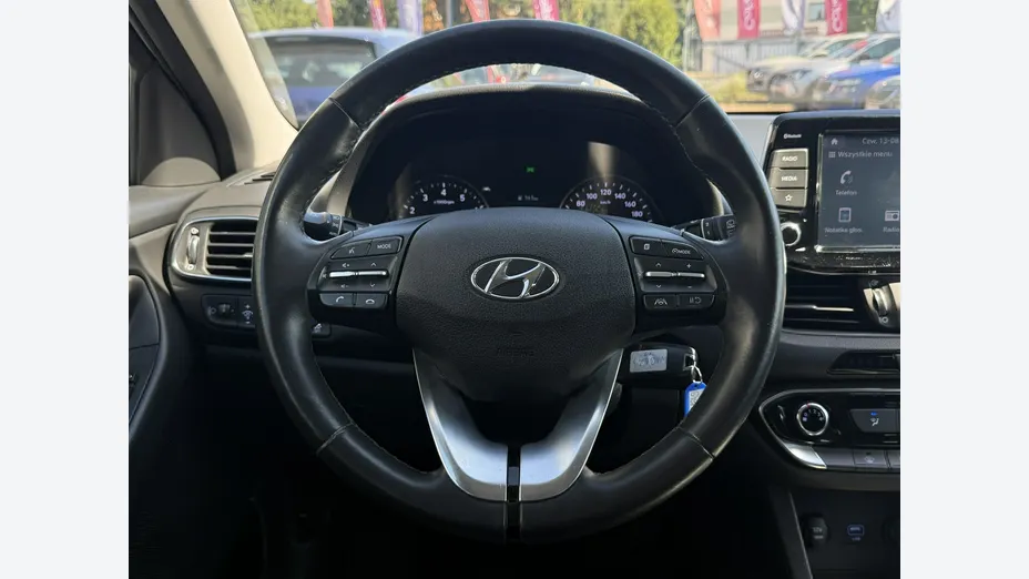 HYUNDAI i30 -