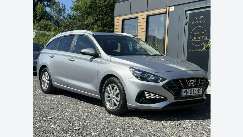 HYUNDAI i30 -