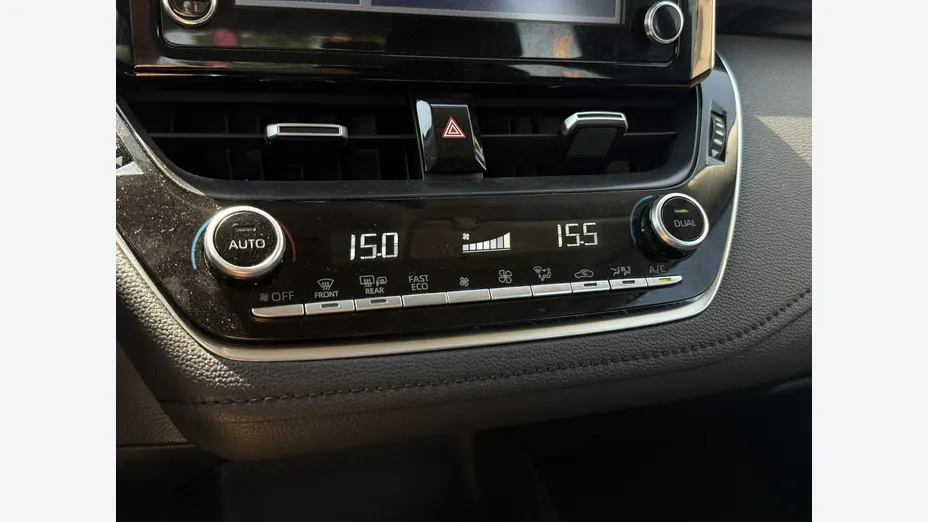 TOYOTA Corolla -