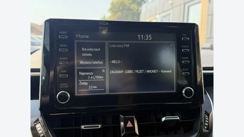 TOYOTA Corolla -