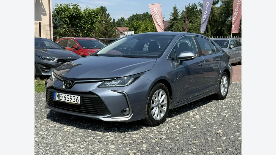 TOYOTA Corolla -
