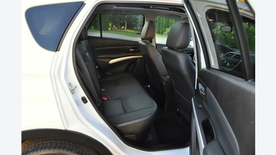 SUZUKI S-Cross -