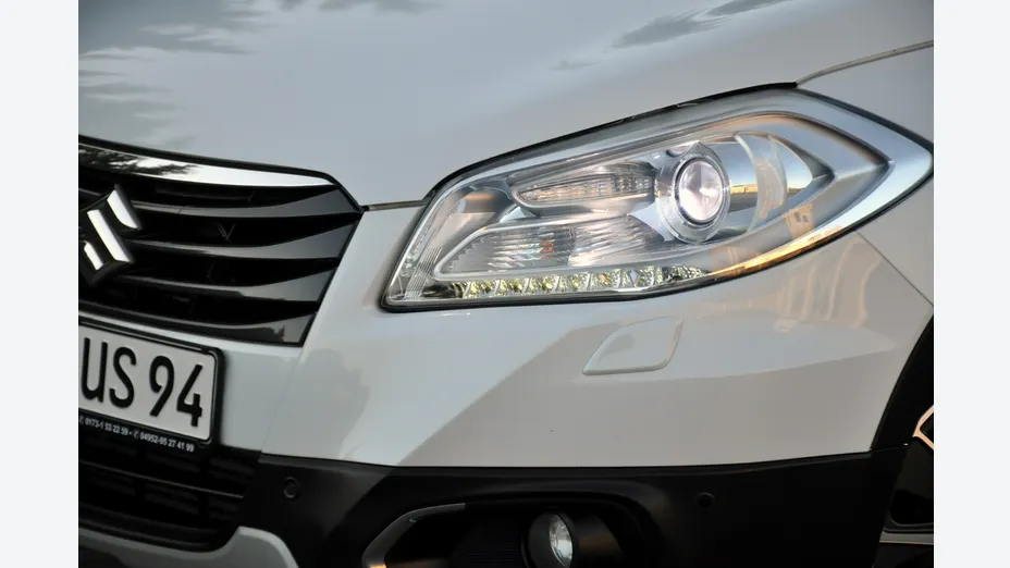 SUZUKI S-Cross -