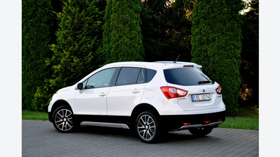 SUZUKI S-Cross -