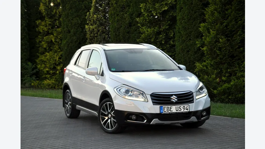 SUZUKI S-Cross -
