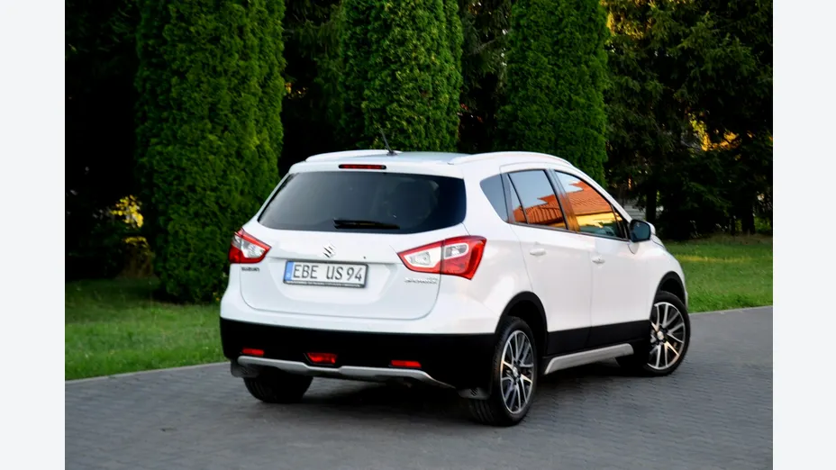 SUZUKI S-Cross -