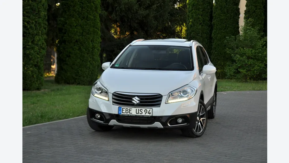 SUZUKI S-Cross -