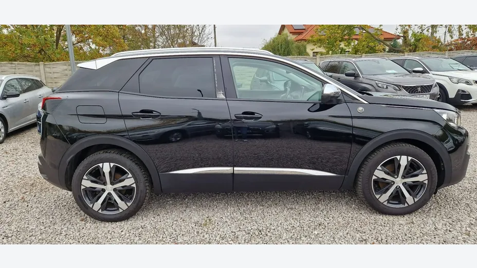 PEUGEOT 3008 -