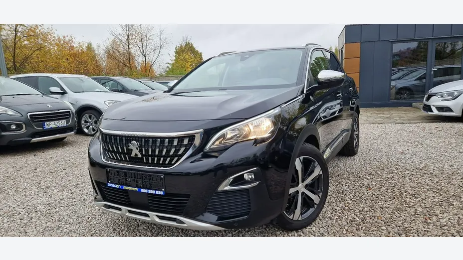 PEUGEOT 3008 -