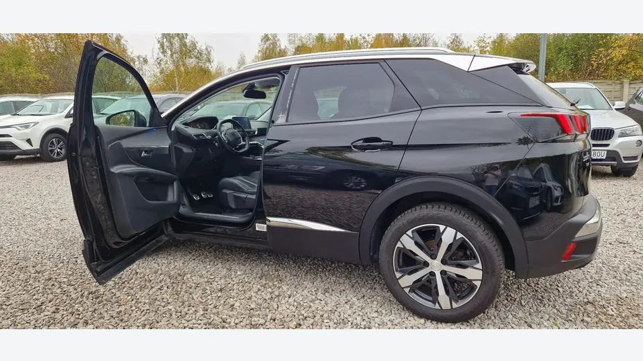 PEUGEOT 3008 -