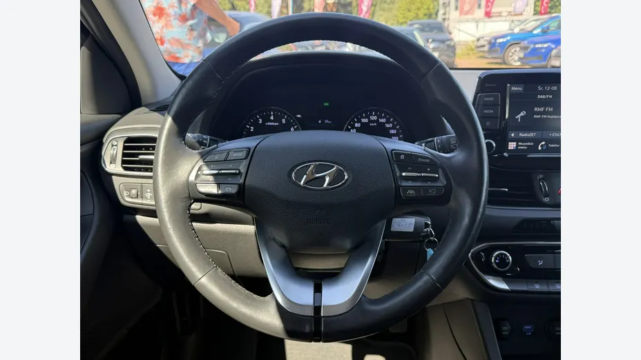 HYUNDAI i30 -