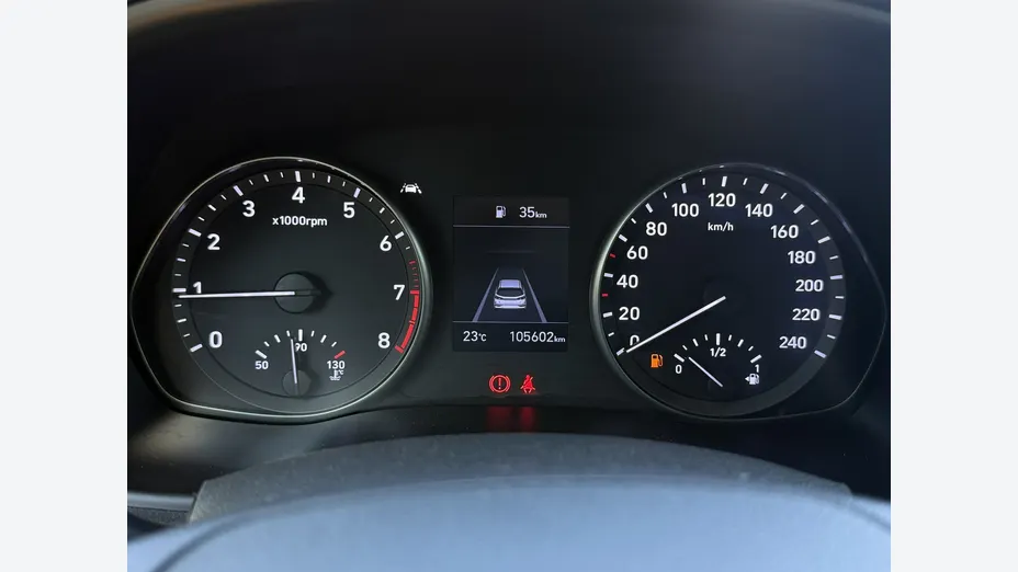 HYUNDAI i30 -