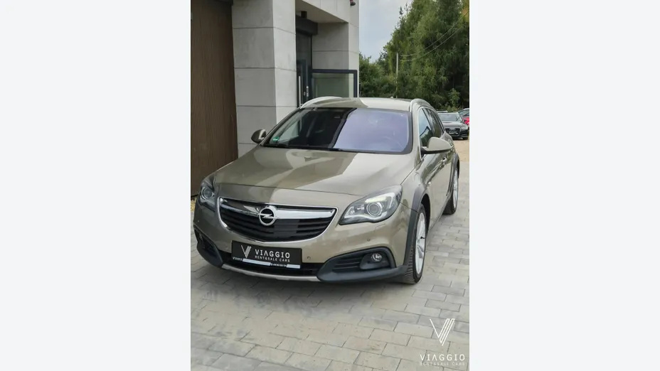 OPEL Insignia -