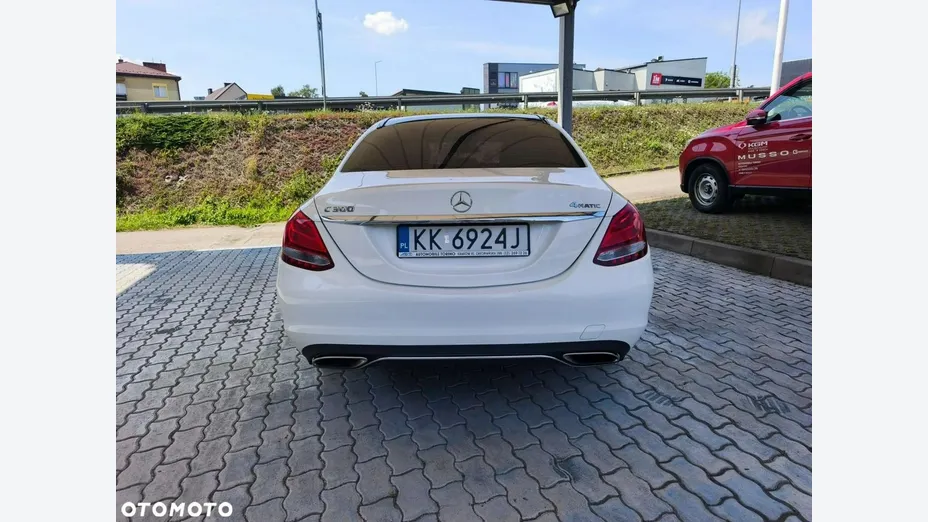 MERCEDES-BENZ C Klasa -