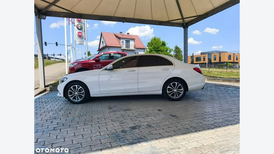 MERCEDES-BENZ C Klasa -