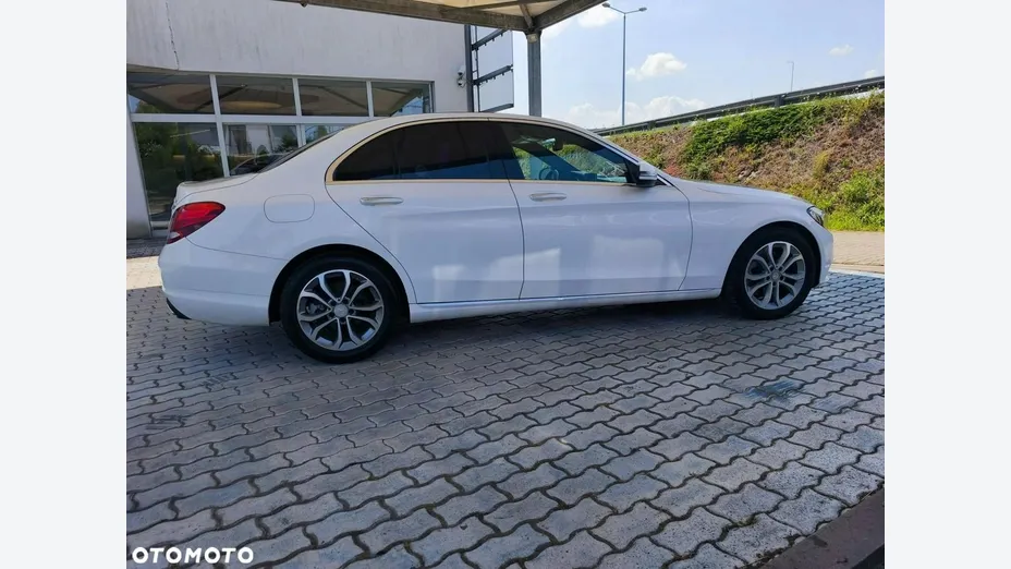 MERCEDES-BENZ C Klasa -