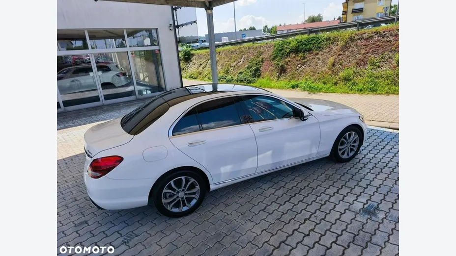 MERCEDES-BENZ C Klasa -