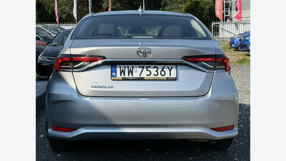 TOYOTA Corolla -
