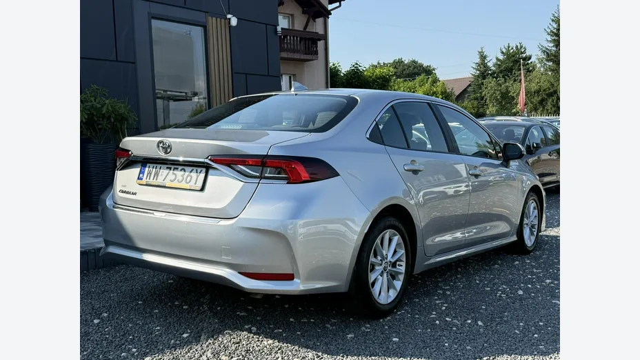 TOYOTA Corolla -
