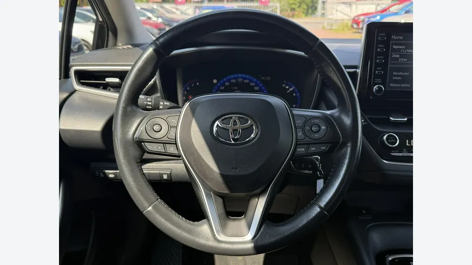TOYOTA Corolla -