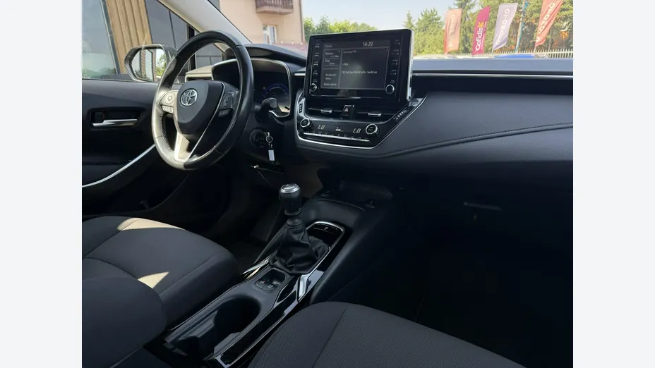 TOYOTA Corolla -