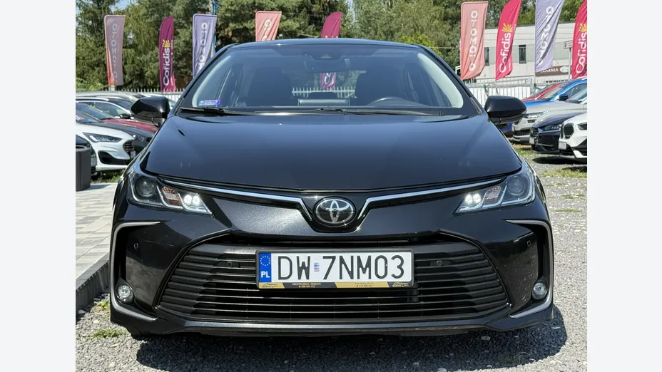 TOYOTA Corolla -