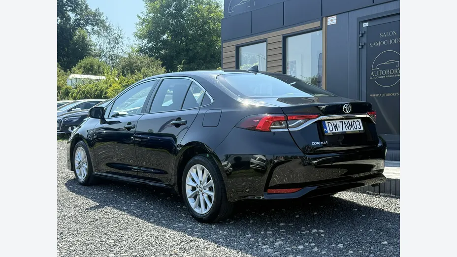 TOYOTA Corolla -