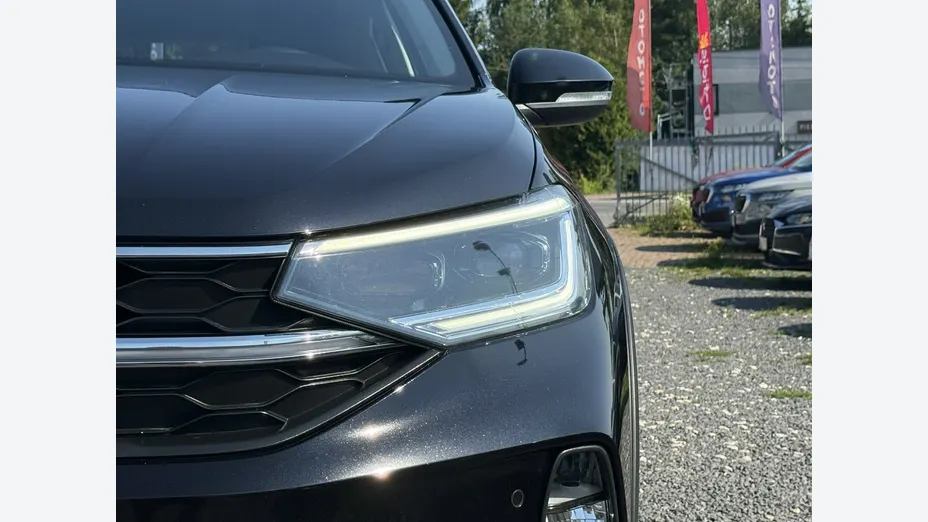 VOLKSWAGEN Taigo -