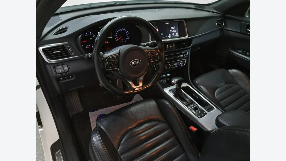 KIA Optima -
