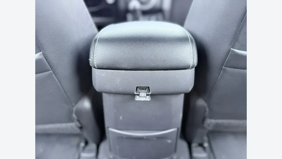 ISUZU D-Max -