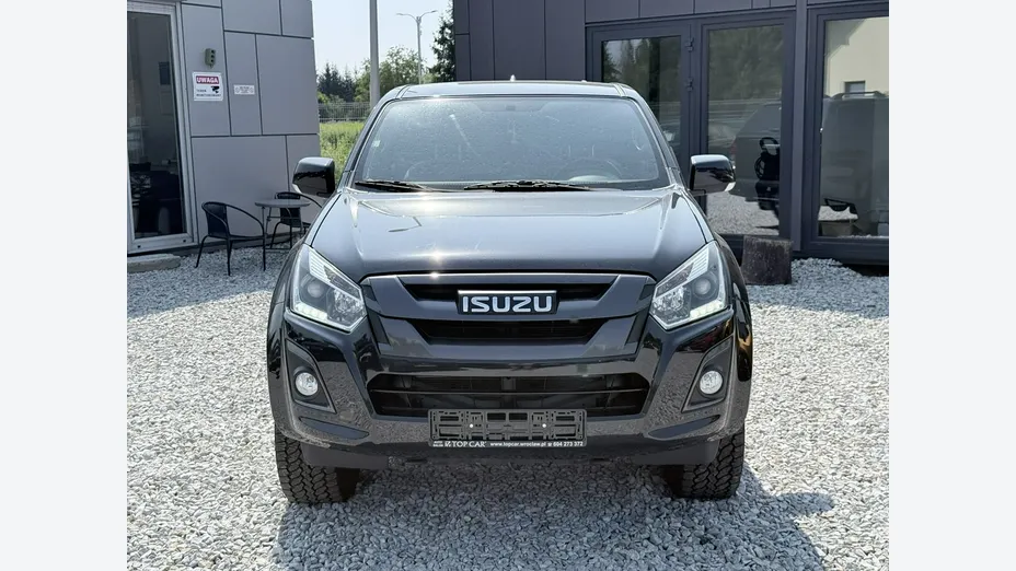 ISUZU D-Max -