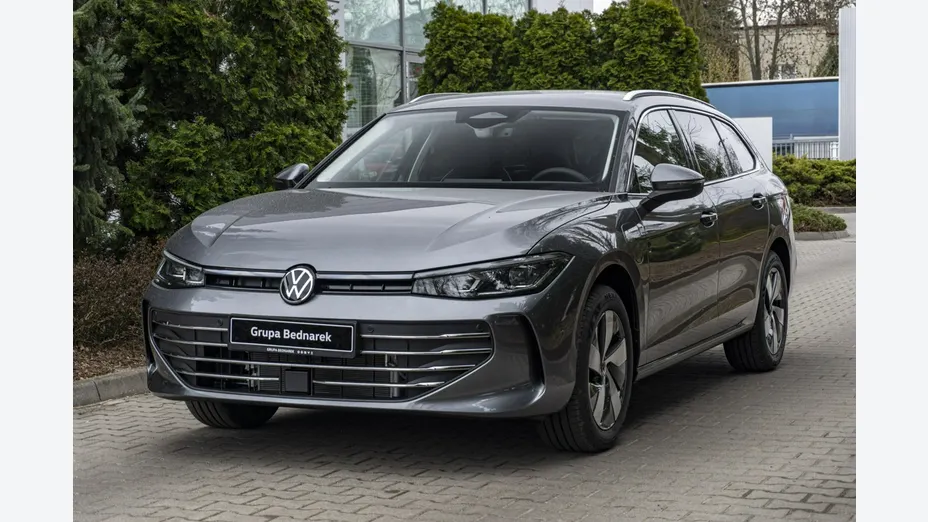 VOLKSWAGEN Passat -
