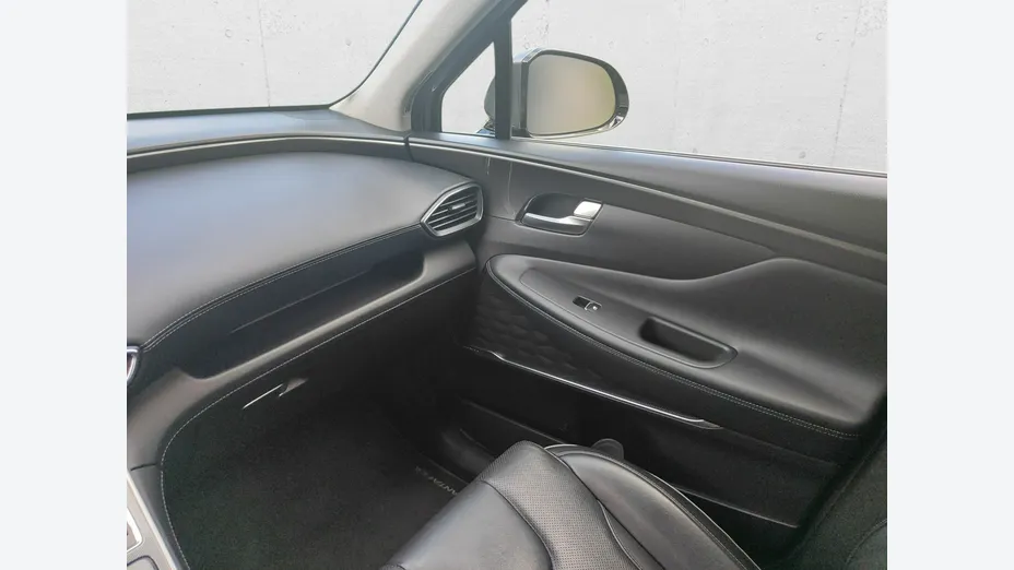 HYUNDAI Santa Fe -