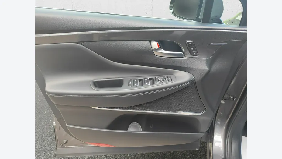 HYUNDAI Santa Fe -