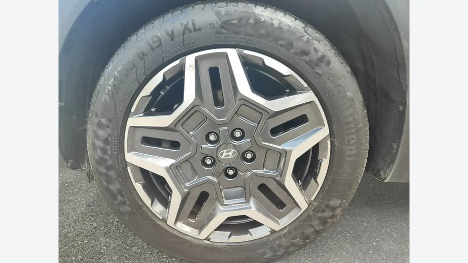 HYUNDAI Santa Fe -