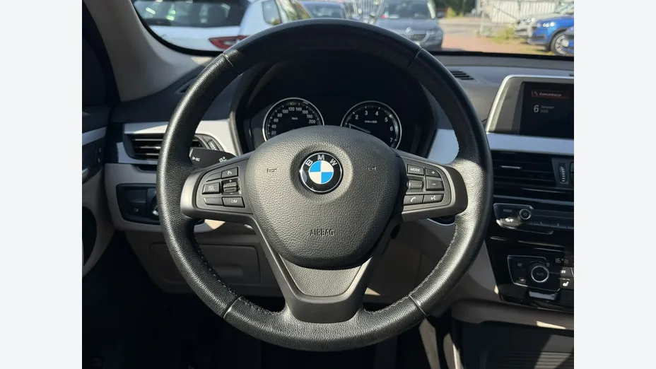 BMW X1 -