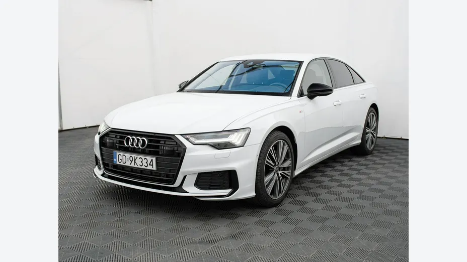AUDI A6 -