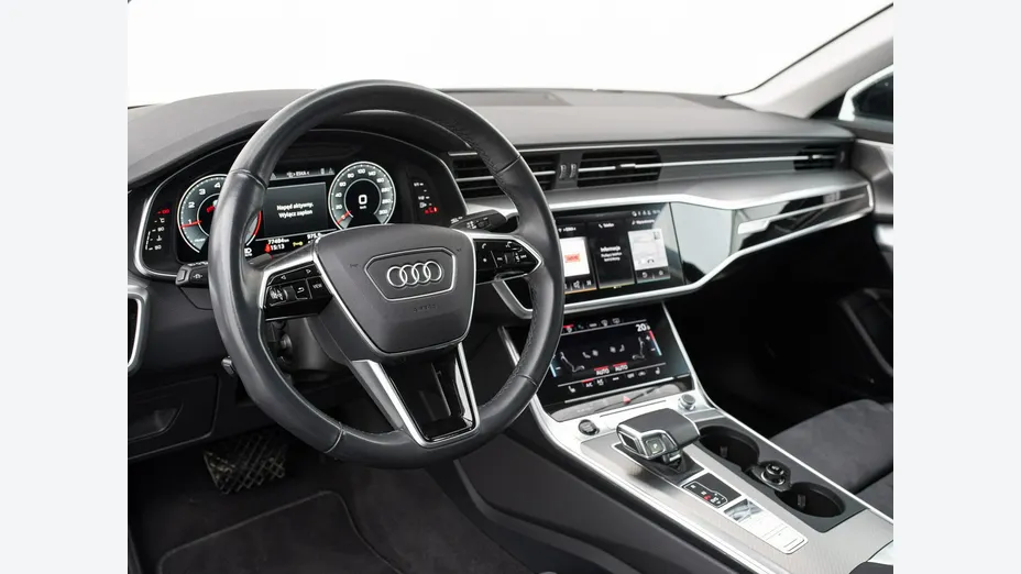 AUDI A6 -