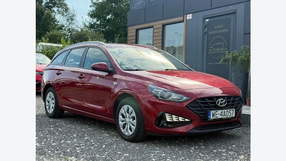 HYUNDAI i30 -