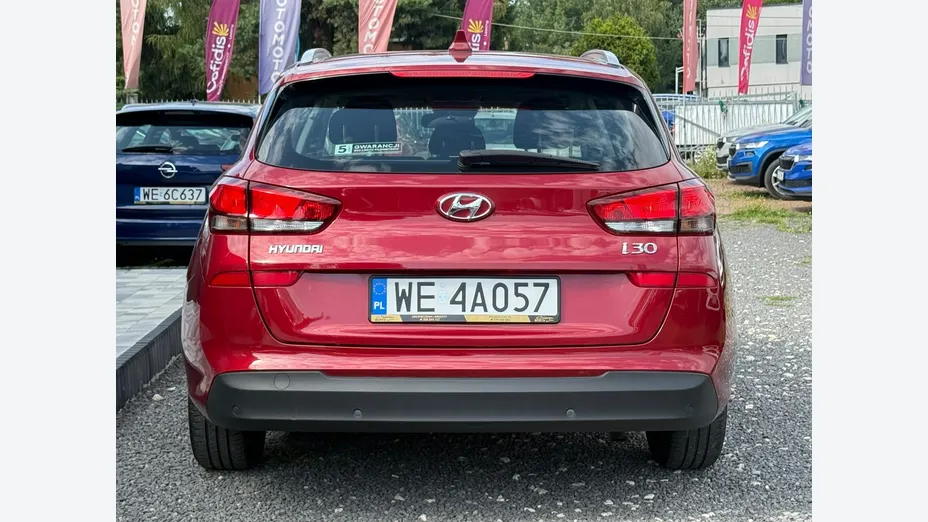 HYUNDAI i30 -