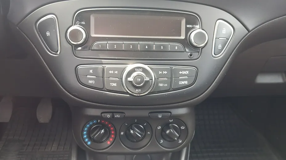 OPEL Corsa -