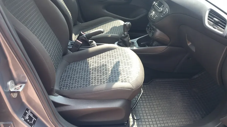 OPEL Corsa -