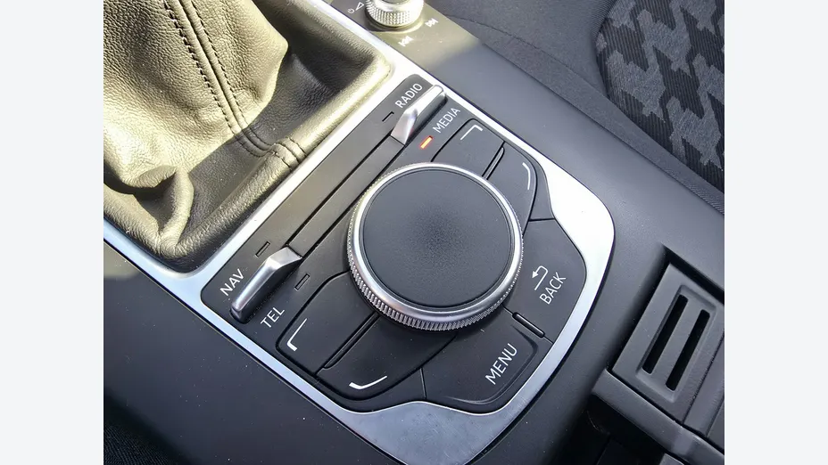 AUDI A3 Sportback -